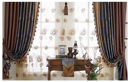 新買窗簾味道大怎么辦？除甲醛公司教您這樣做